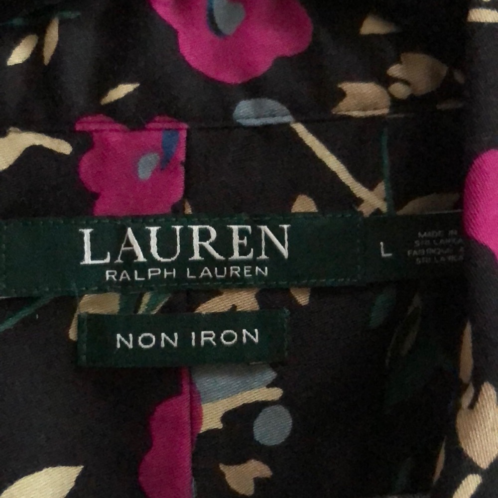 Floral button down - Picture 2 of 3